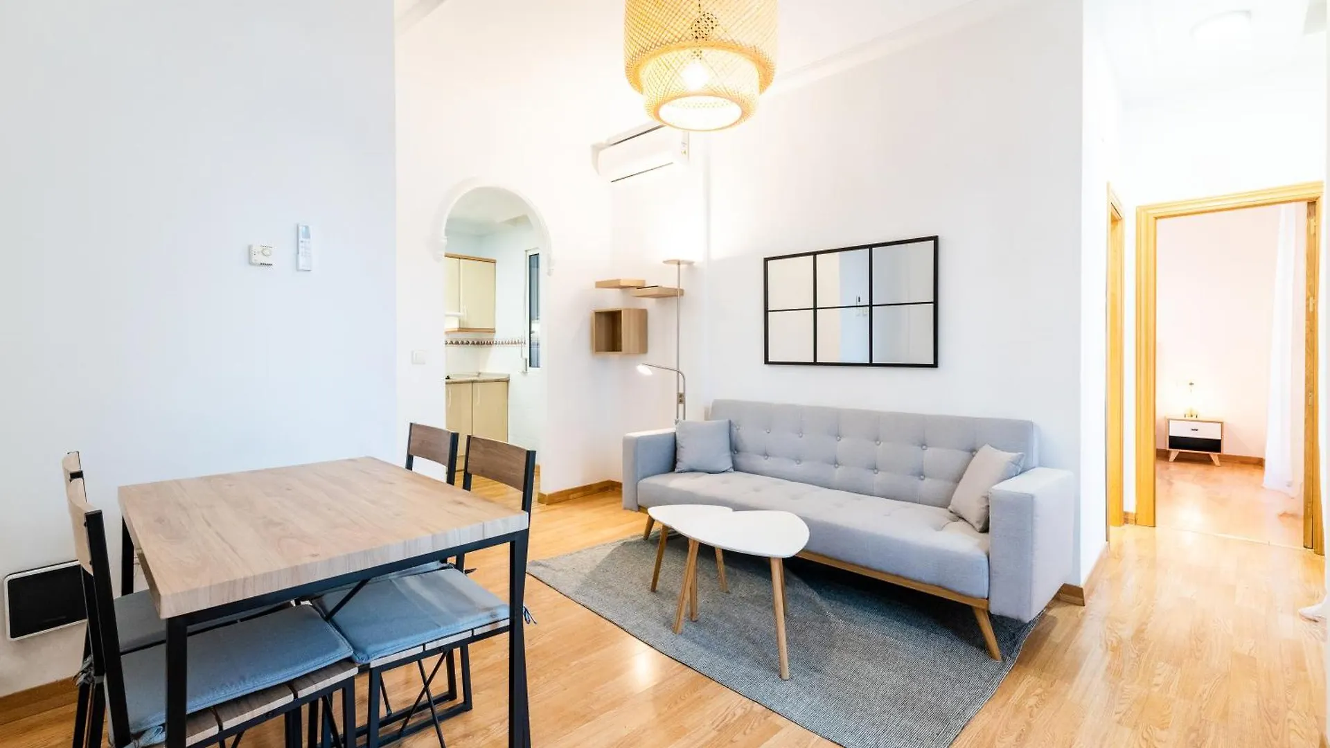 شقة Maestro Suites Pleno Centro Y Cerca De La Alhambra, Catedral Y Principales Puntos Turisticos غرناطة إسبانيا
